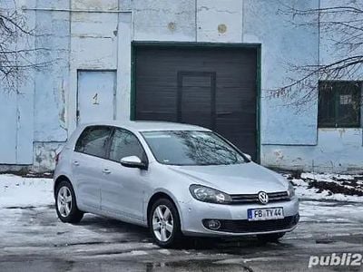 Second-hand VW Golf VI Team 102 CP (75 kW) 2010 Argintiu Hatchback