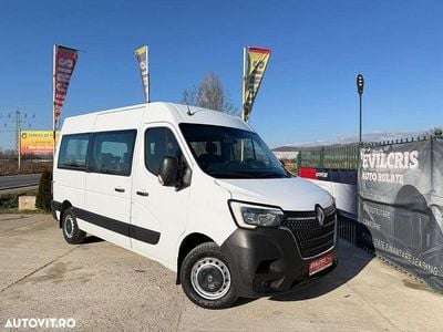 Second-hand Renault Master 149 CP (109 kW) 2021 Culoarealb Monovolum