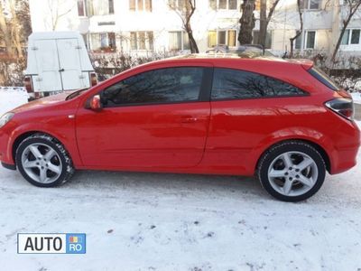 Second-hand Opel Astra 120 CP (88 kW) 2007 Rosu Hatchback