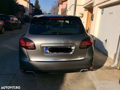 second-hand Porsche Cayenne S Diesel Tiptronic S 2014 · 190 000 km · 4 134 cm3 · Diesel