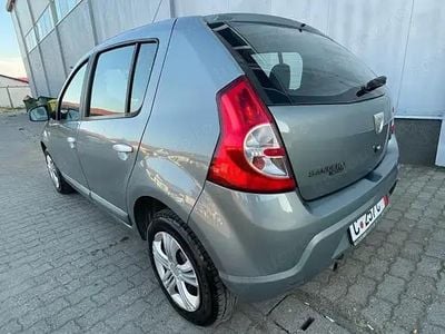 Utilizat 2009 Dacia Sandero Hatchback | 2.350 EUR (Preț OK)