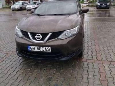 Second-hand Nissan Qashqai 116 CP (85 kW) 2016 Culoarebej SUV