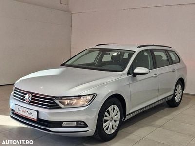 Gri mediumetalic Utilizat 2019 VW Passat Comfortline Break | 13.000 EUR (Preț bun)
