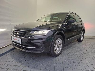Negru normal Utilizat 2023 VW Tiguan Life SUV | 25.900 EUR (Preț bun)