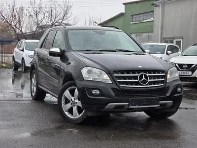 Second-hand Mercedes ML350 210 CP (154 kW) 2009 Negru SUV
