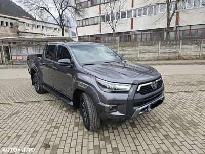 second-hand Toyota HiLux 2.8D 204CP 4x4 Double Cab AT Invincible