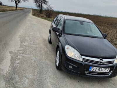 second-hand Opel Astra break masina