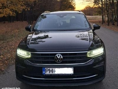 Second-hand Skoda Karoq Style 150 CP (110 kW) 2021 Culoarealbastru SUV