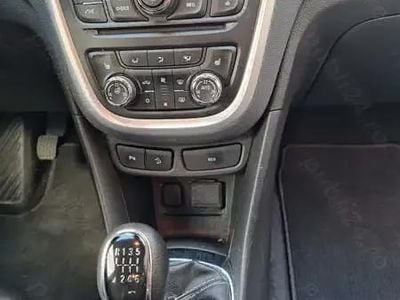 Second-hand Opel Mokka 131 CP (96 kW) 2014 Bej SUV