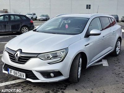 Second-hand Renault Mégane GrandTour Dynamique 110 CP (80 kW) 2017 Culoareargint Break