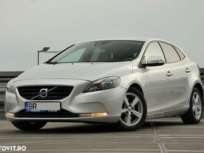 second-hand Volvo V40 