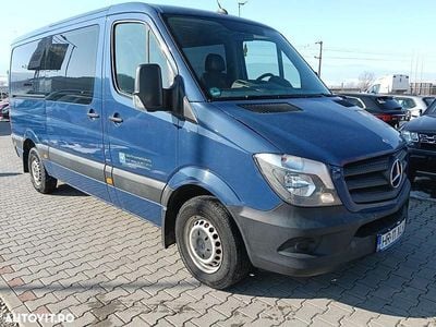 Second-hand Mercedes Sprinter 129 CP (94 kW) 2015 Culoarealbastru Van