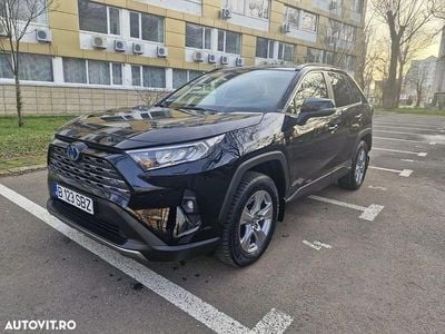 Culoarenegru Utilizat 2024 Toyota RAV4 SUV | 35.500 EUR (Super Preț)