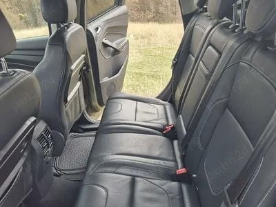 Culoaremaro Utilizat 2015 Ford Kuga Titanium SUV | 9.000 EUR (Preț OK)