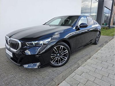 Negru sapphire metalizat Utilizat 2024 BMW 520 Comfort Edition Berlinǎ | 64.000 EUR