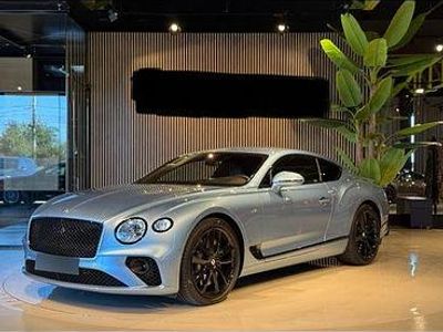 Second-hand Bentley Continental Mulliner 550 CP (404 kW) 2021 Culoarealbastru Coupe