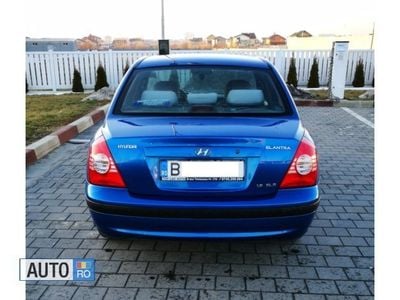 Albastru Utilizat 2005 Hyundai Elantra GLS Berlinǎ | 2.500 EUR