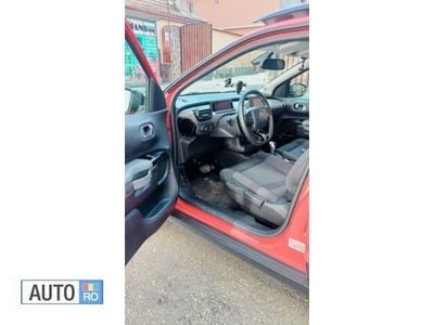 Second-hand Citroën C4 81 CP (59 kW) 2018 Rosu SUV