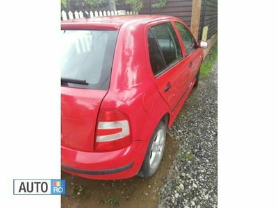 Second-hand Skoda Fabia 64 CP (47 kW) 2005 Rosu Hatchback