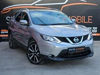 Gri Utilizat 2016 Nissan Qashqai Tekna SUV | 11.990 EUR