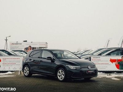 Culoarenegru Utilizat 2024 VW Golf VIII Berlinǎ | 18.800 EUR