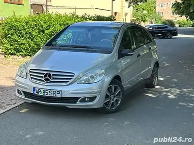 Mercedes B180