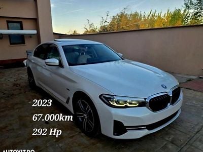 Culoarealb Second-hand 2023 BMW 530e Comfort Edition Berlinǎ | 32.850 EUR (Super Preț)
