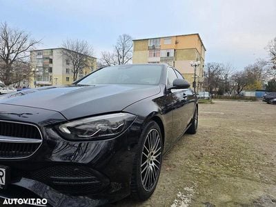 Second-hand Mercedes C180 Avantgarde 170 CP (125 kW) 2021 Culoarenegru Berlinǎ