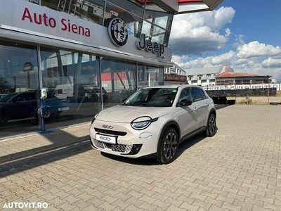 Nouă Fiat 600 La Prima 114 kW (156 CP) 2025 Culoarebej SUV