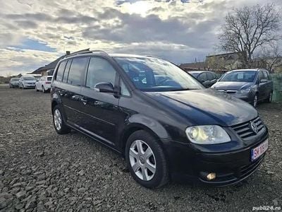 Utilizat 2005 VW Touran Monovolum | 2.599 EUR (Puțin scump)