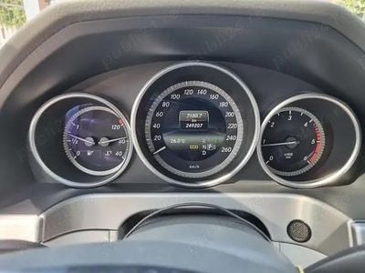 Second-hand Mercedes 220 170 CP (125 kW) 2013 Gri Break