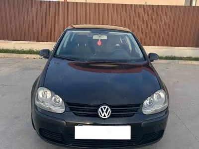 VW Golf V