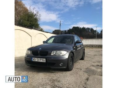Gri Utilizat 2005 BMW 118 Hatchback | 4.800 EUR