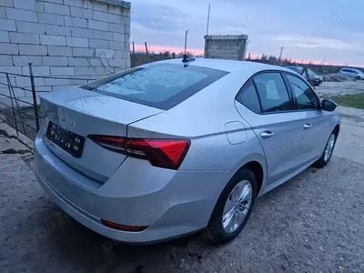 Utilizat 2023 Skoda Octavia Hatchback | 24.000 EUR (Puțin scump)