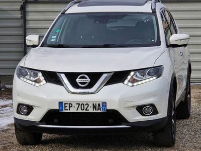 Culoarealb Second-hand 2017 Nissan X-Trail Tekna SUV | 10.999 EUR (Preț bun)