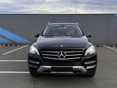 Culoarenegru Utilizat 2013 Mercedes ML350 SUV | 11.790 EUR (Preț bun)