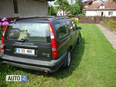 Second-hand Volvo XC70 199 CP (146 kW) 1998 Verde SUV