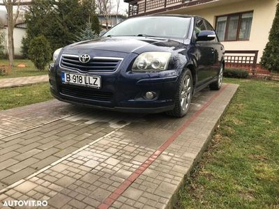 second-hand Toyota Avensis 