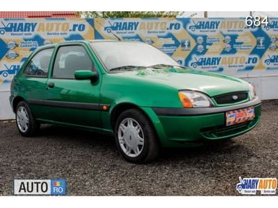 Second-hand Ford Fiesta 75 CP (55 kW) 2001 Verde Hatchback