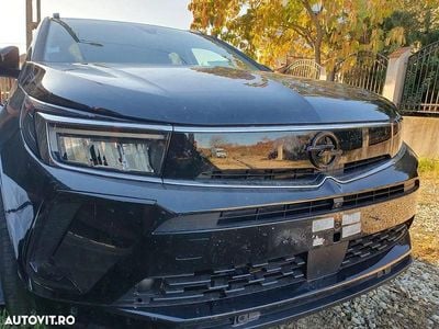 Second-hand Opel Grandland X Selection 130 CP (95 kW) 2023 Culoarenegru SUV