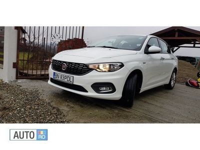 Alb Utilizat 2017 Fiat Tipo Berlinǎ | 12.000 EUR