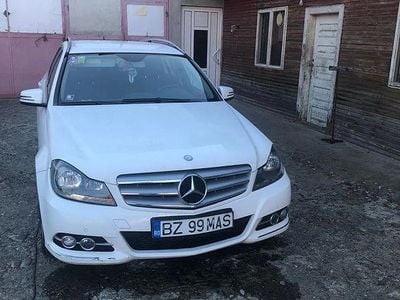 Mercedes C200