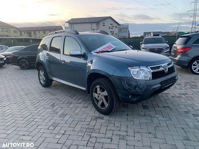 Second-hand Dacia Duster 105 CP (77 kW) 2011 Culoaregri SUV
