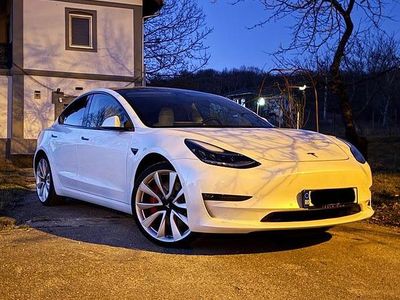 Culoarealb Utilizat 2019 Tesla Model 3 Berlinǎ | 25.000 EUR (Preț OK)
