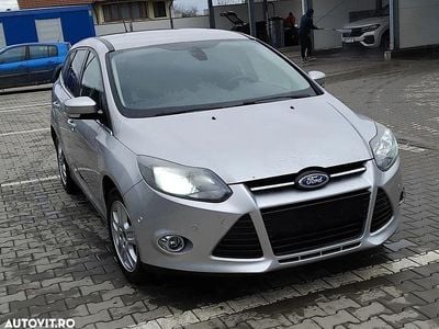 Culoareargint Utilizat 2013 Ford Focus SYNC Edition Break | 4.050 EUR (Preț bun)