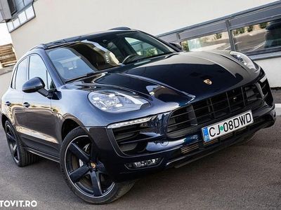 Second-hand Porsche Macan 258 CP (189 kW) 2017 Albastru SUV