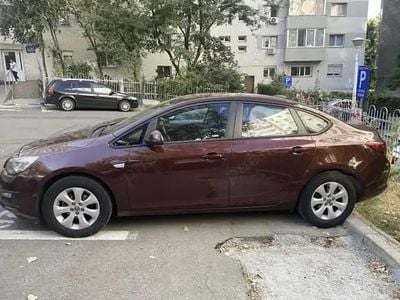 Utilizat 2018 Opel Astra Berlinǎ | 10.000 EUR (Puțin scump)