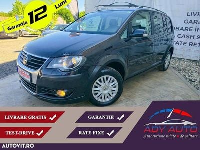 Culoarenegru Utilizat 2009 VW Touran Monovolum | 6.199 EUR (Scump)