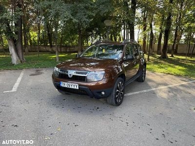 Culoaremaro Second-hand 2011 Dacia Duster Prestige SUV | 4.850 EUR (Puțin scump)