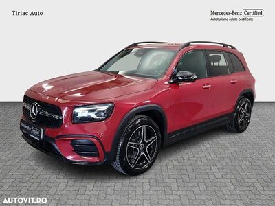 Mercedes GLB220